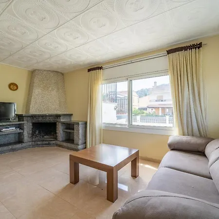 Homeholidaysrentals Dona - Costa Barcelona Apartamento *