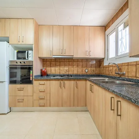 Homeholidaysrentals Dona - Costa Barcelona